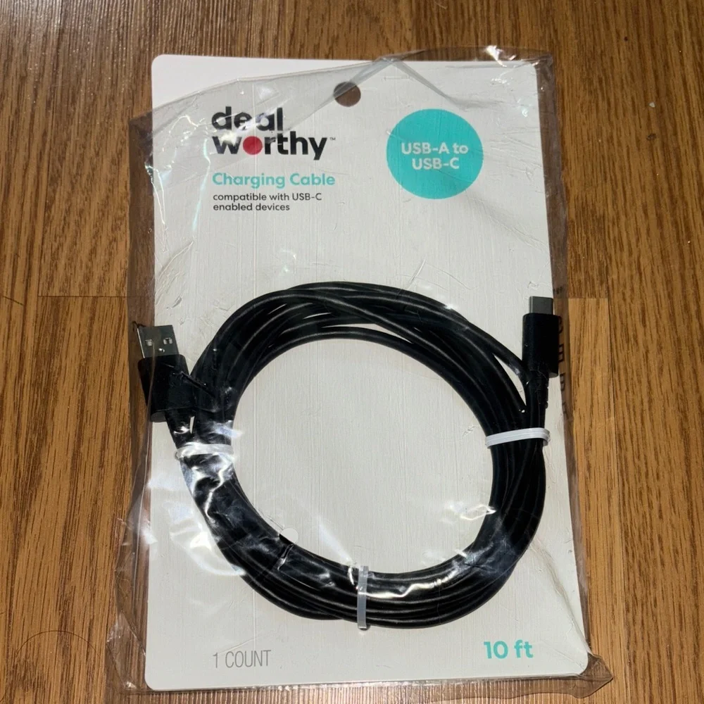 Deal Worthy Black USB-A to USB-C Charging Cable NIN